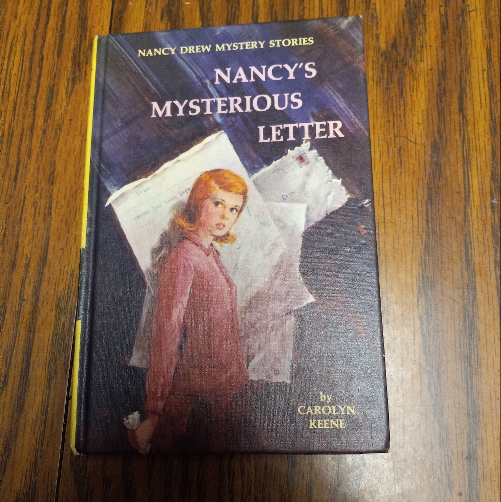 Nancy Drew #8 "Nancy's Mysterious Letter".